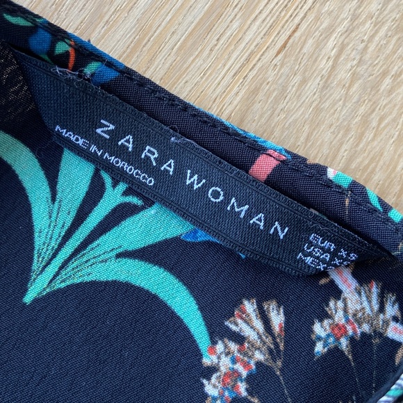 Zara Floral Mini Dress - Picture 9 of 9